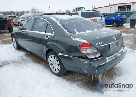 2007 Mercedes-Benz S 550 4Matic z USA, uszkodzony, nr VIN WDDNG86XX7A097769